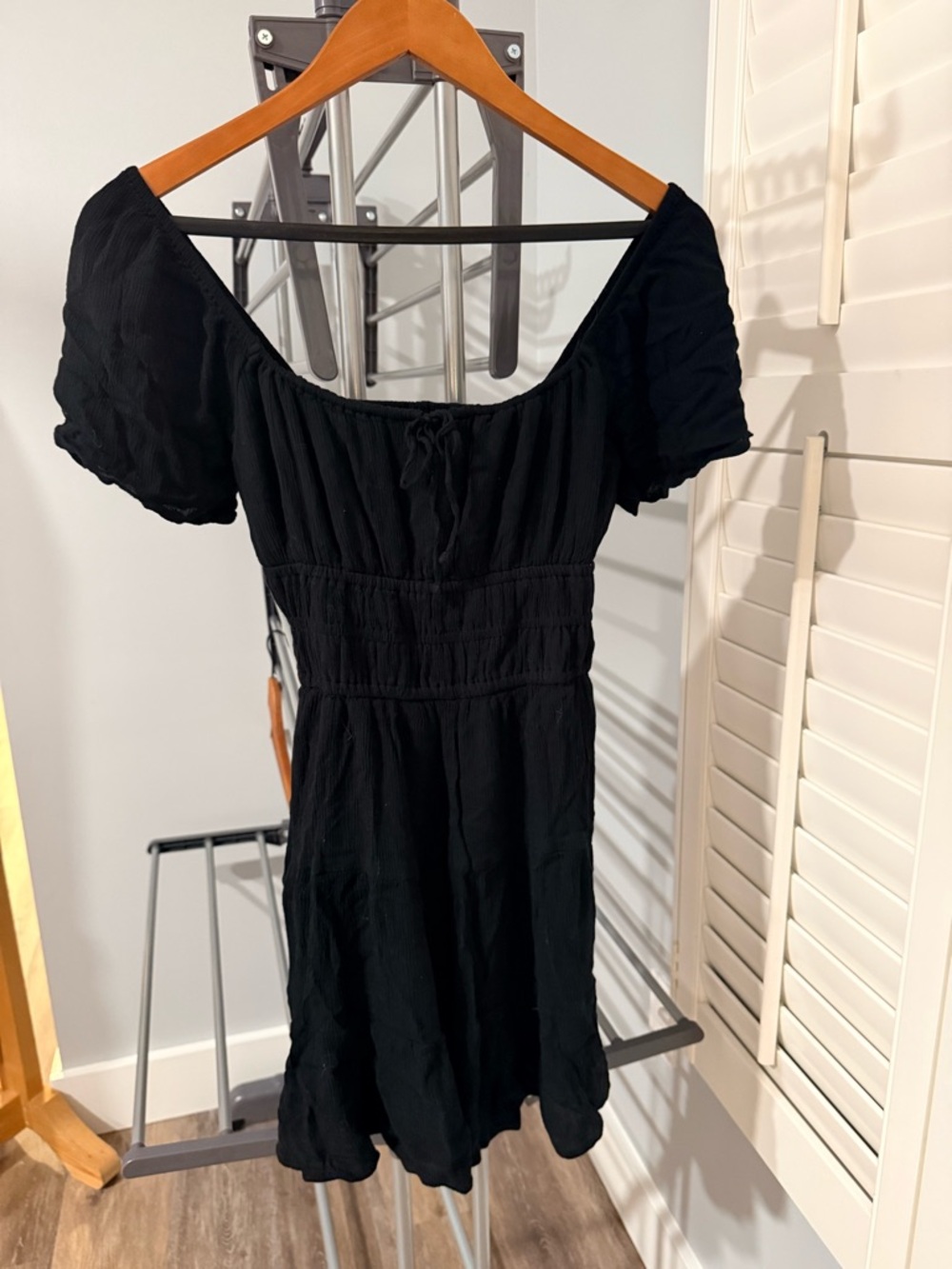 Hollister Black Puff Sleeve Smocked Dress